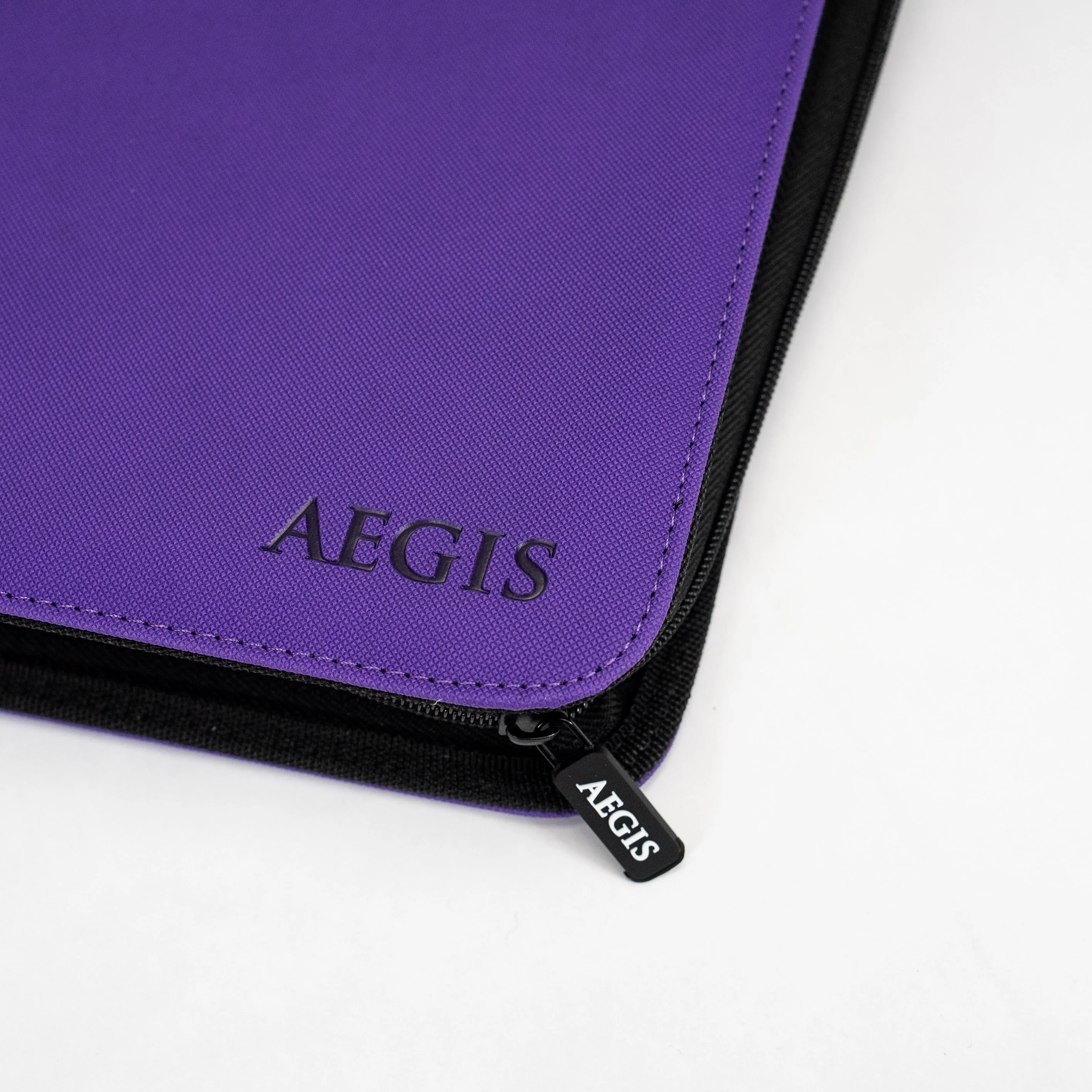 Aegis: 4-Pocket Diamond-Zip Toploader Binder (Purple) - Image 3