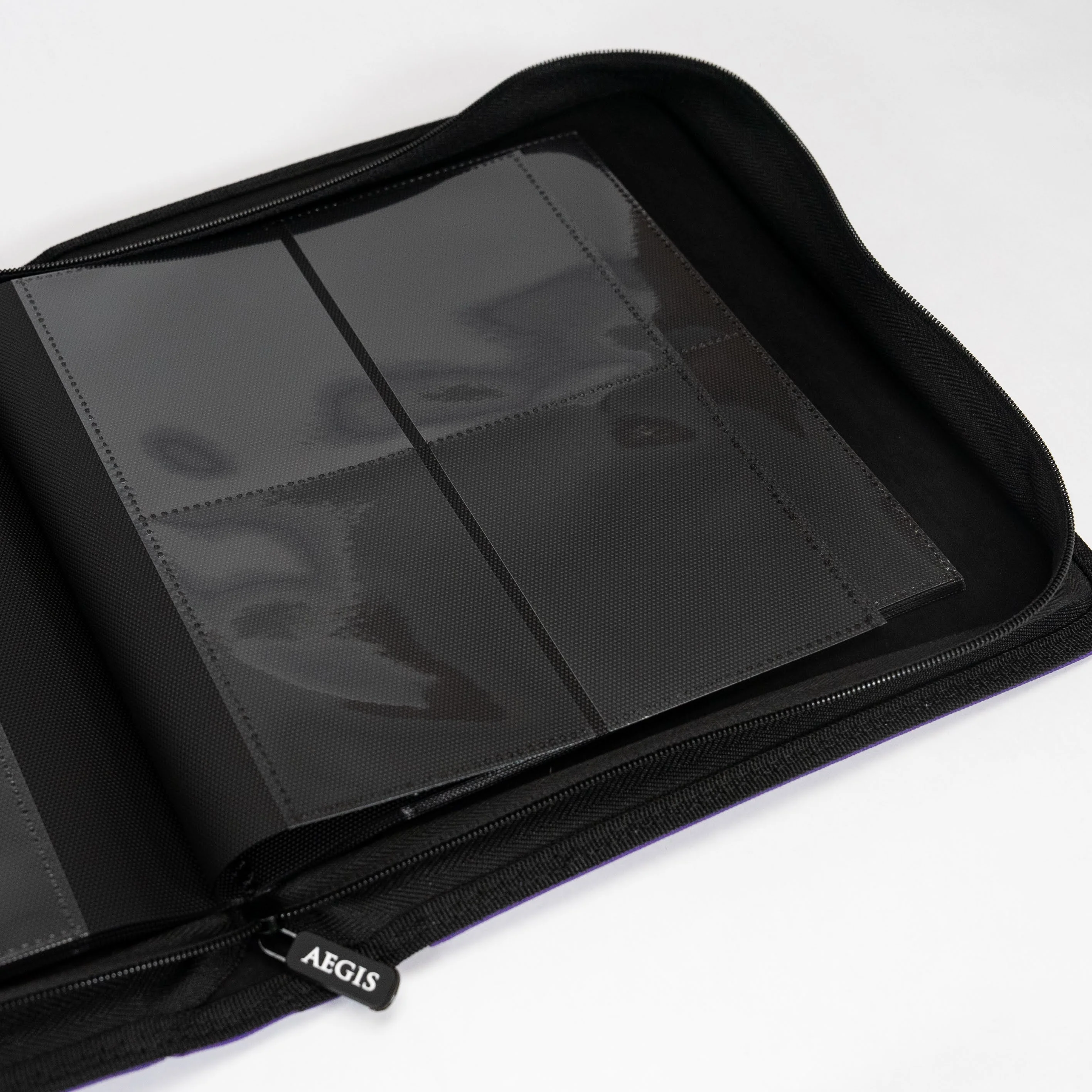 Aegis: 4-Pocket Diamond-Zip Toploader Binder (Purple) - Image 5