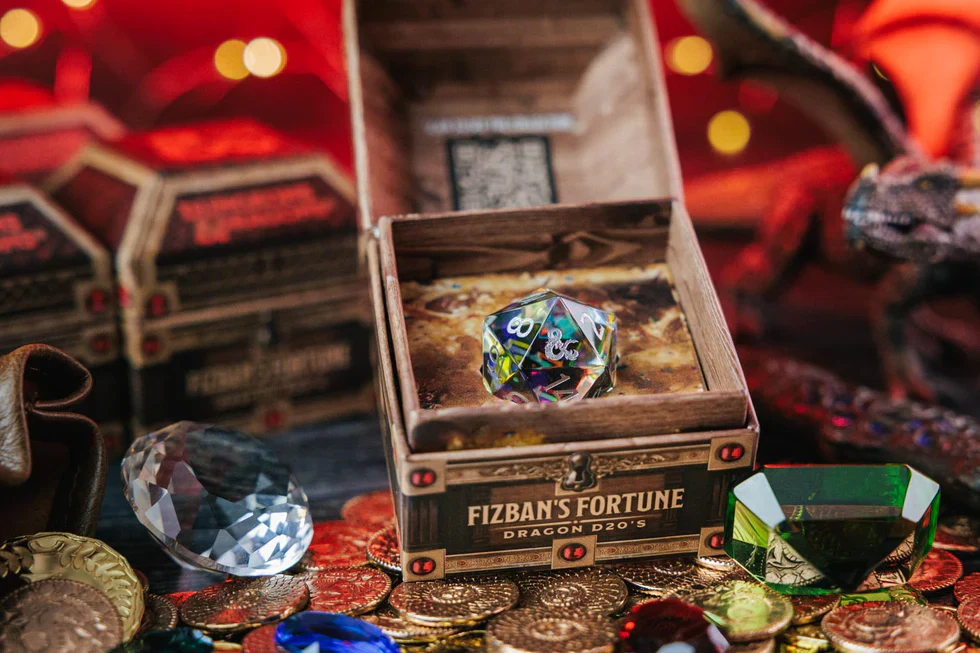 Dungeons & Dragons: Fizban's Fortune - Blind Mystery Box (D20) - Image 3