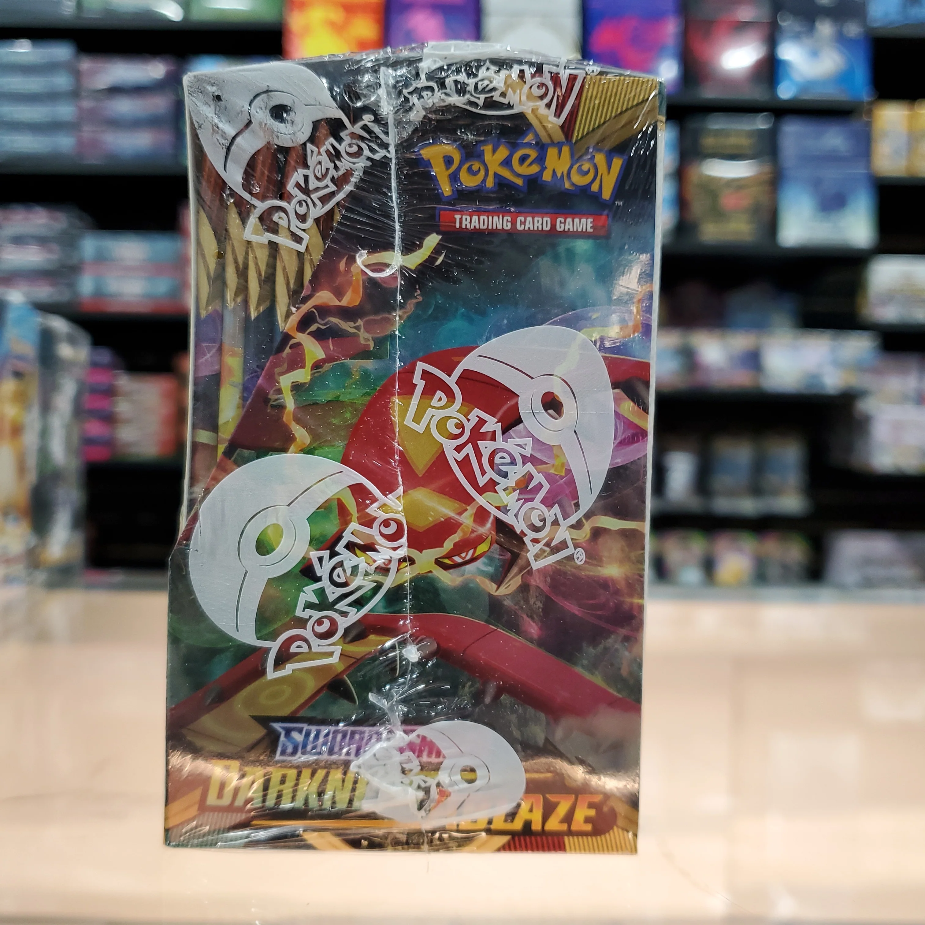 Pokémon TCG: Sword & Shield: Darkness Ablaze - Booster Box - Image 4