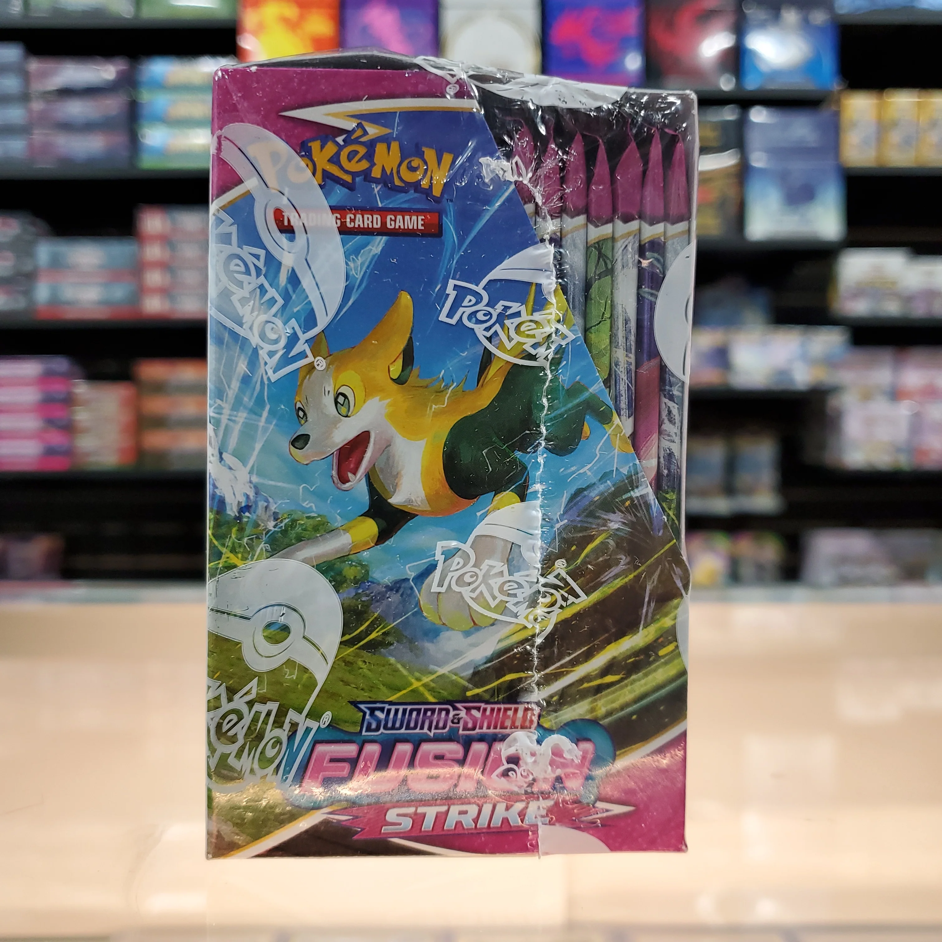 Pokémon TCG: Sword & Shield: Fusion Strike - Booster Box - Image 4