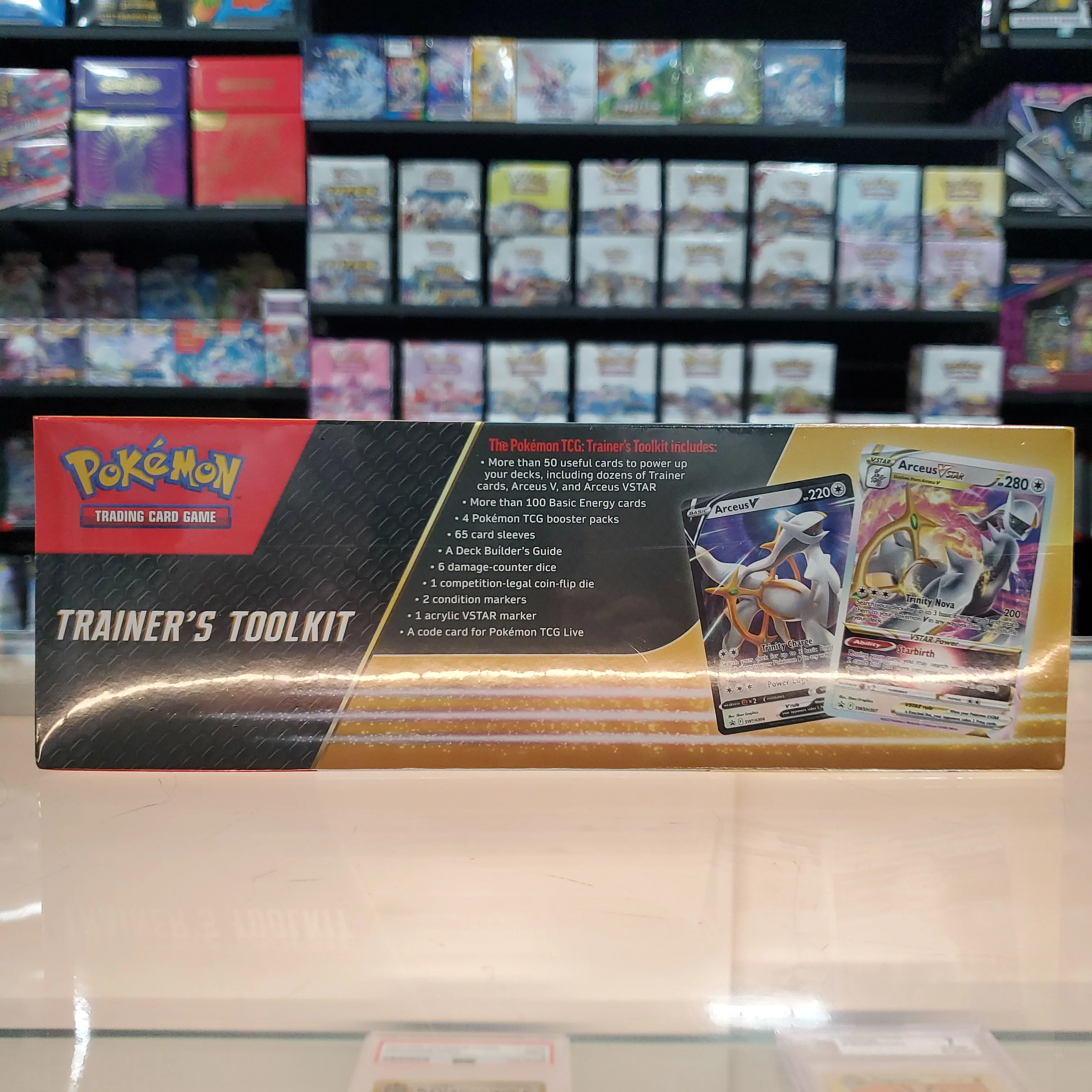 Pokémon TCG: Trainer's Toolkit (2023 Edition) - Image 3