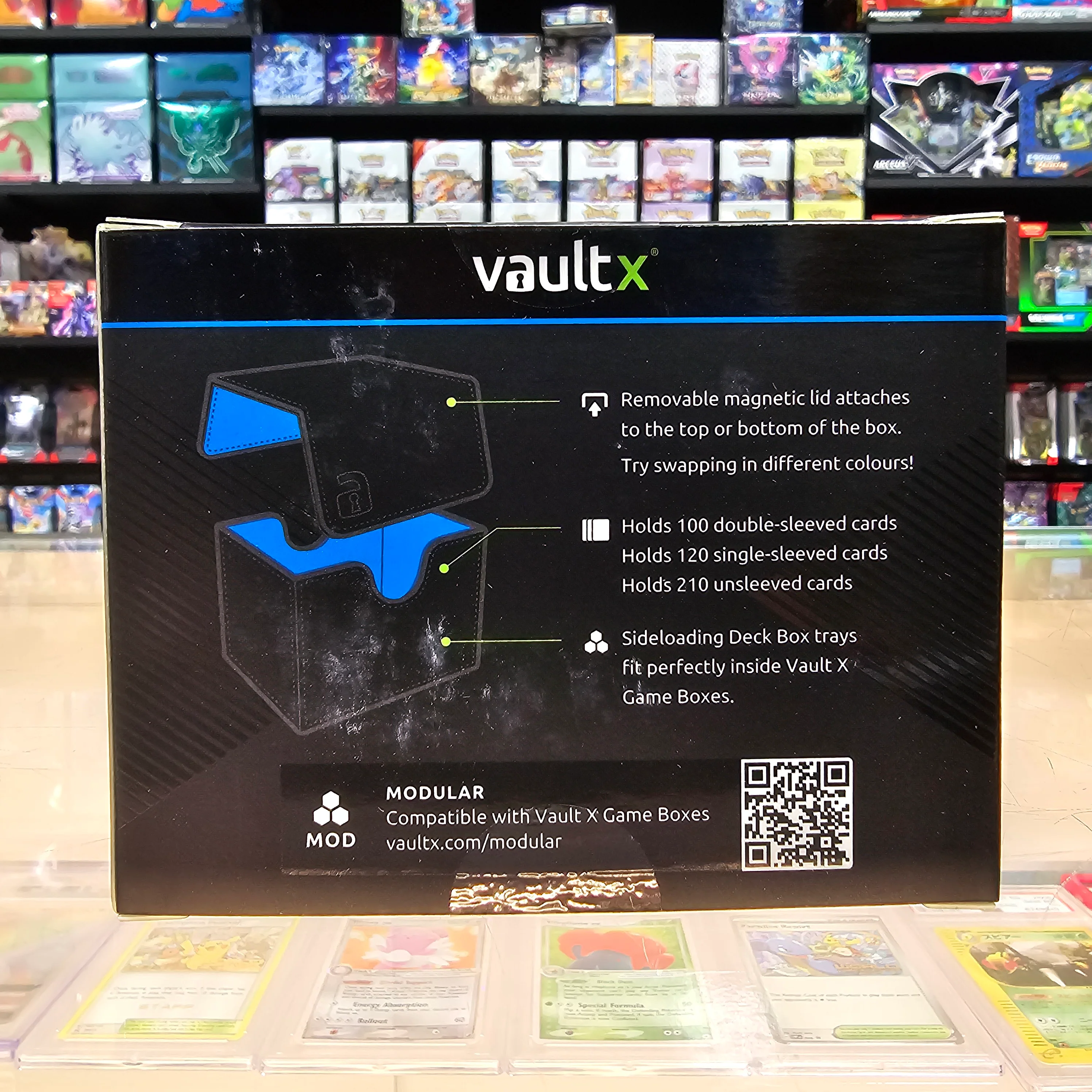 Vault X: Sideloading Deck Box 100+ CT (Black / Electric Blue) - Image 6